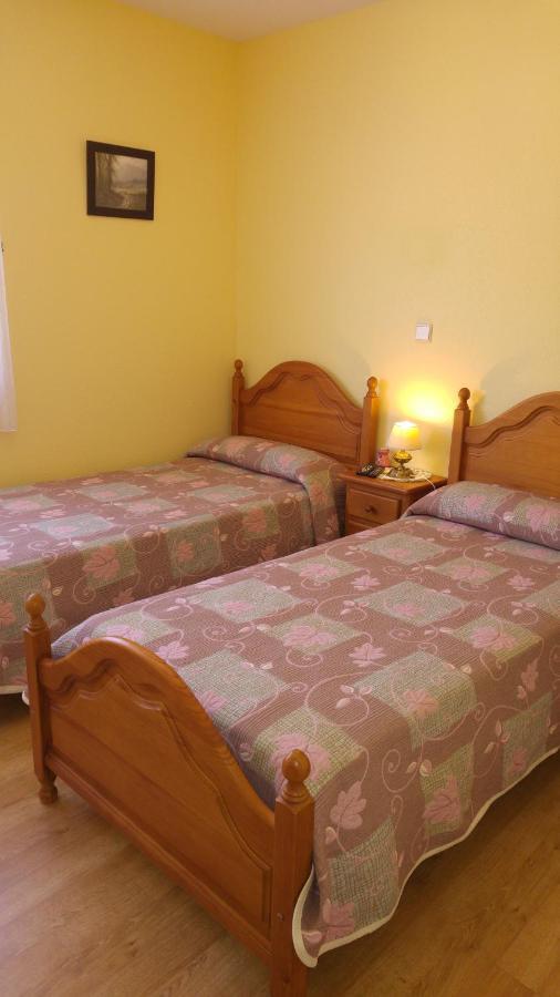 Hostal El Peregrino La Portela de Valcarce Luaran gambar