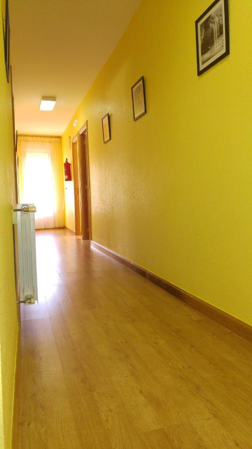 Hostal El Peregrino La Portela de Valcarce Luaran gambar